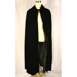 Vintage Jean Lutece Gimbels Black Silk Velvet Satin Lined Full Cape Wrap 1960s